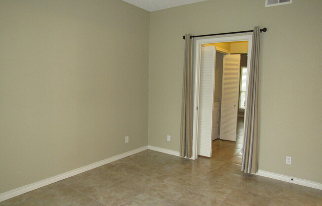 1 bed, 1 bath, $1,400, Unit # 701