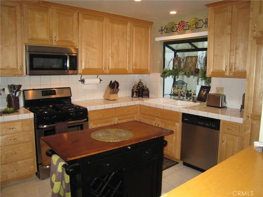 1150 W Capitol Drive