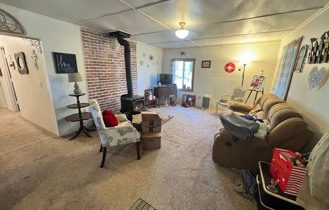 3 beds, 2 baths, $2,395