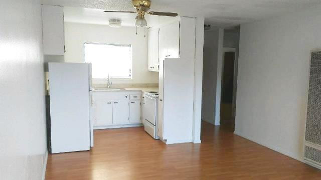 Beautiful studio apartment in a well-maintained building on Solano Ave