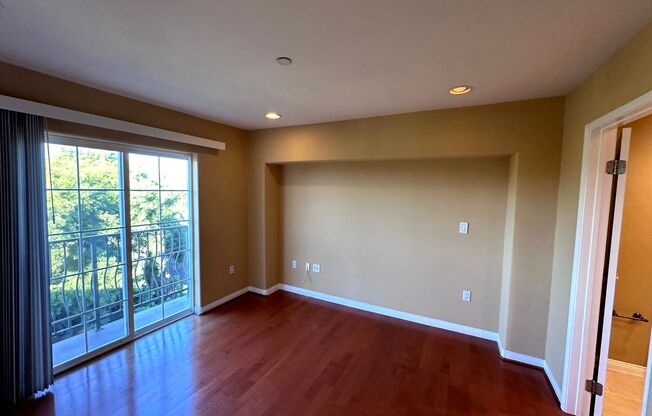 2 beds, 2.5 baths, $4,195, Unit # 119