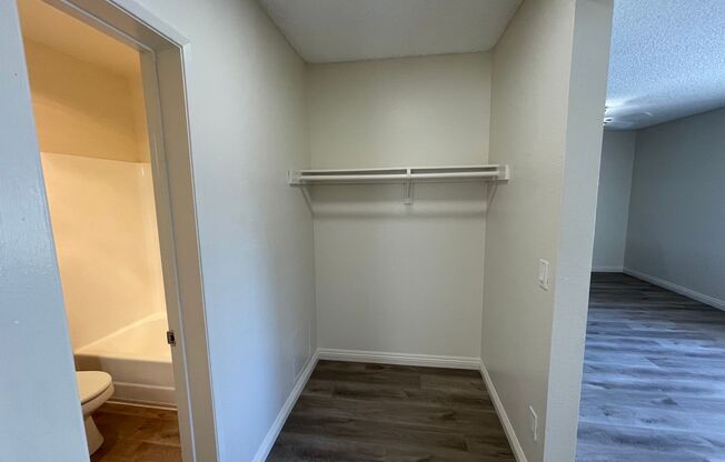 1 bed, 1 bath, 656 sqft, $2,095, Unit 216