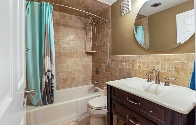 2 beds, 2 baths, 1,023 sqft, $3,000, Unit 13