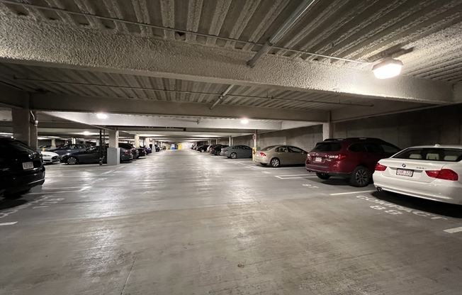 1 bed, 1 bath, 800 sqft, $3,600, Unit 402