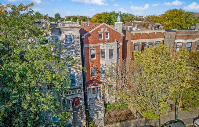 2 beds, 1 bath, 1,050 sqft, $2,695, Unit 2320-G
