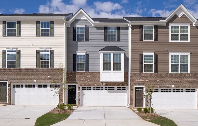 Creekside Commons Townhome- Available August 10th
