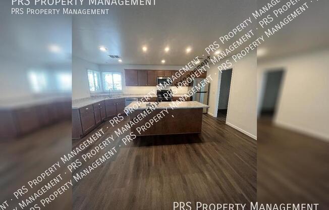 1720 E HERMOSA DR