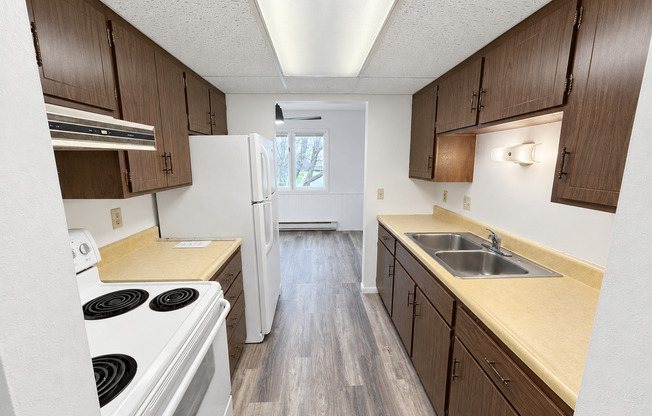 1116 2nd Street SE - Uptown Apartments