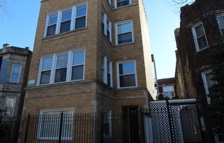 3249 W POTOMAC AVE