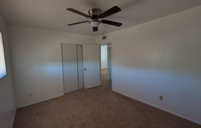 2118 W. BELMONT AVE