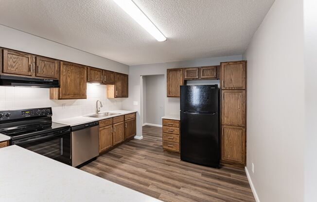 3 beds, 2 baths, 1,350 sqft, $1,455, Unit 201