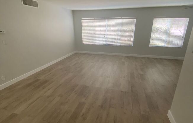 350 N Crescent Drive