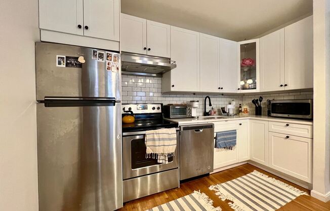402 Bunker Hill Street Unit 1