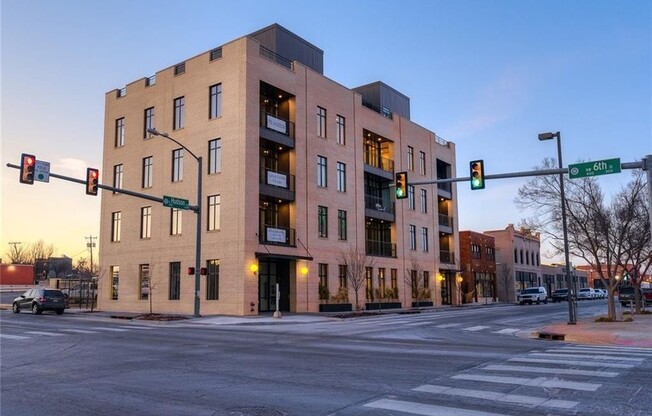 Fully Furnished-Posh Urban Penthouse in Midtown OKC- 1600 Sq. Ft. Rooftop Terrace with 360 degree views of OKC skyline