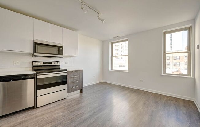 1 bed, 1 bath, $1,615, Unit 309