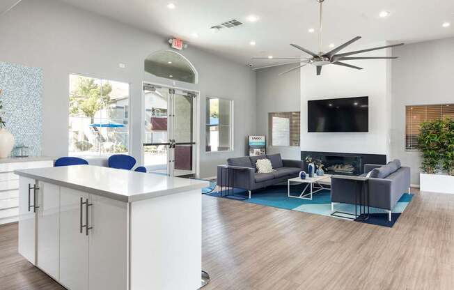 the preserve at ballantyne commons living room and kitchen