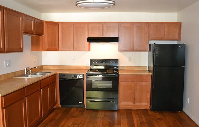 Village Grove Apartments