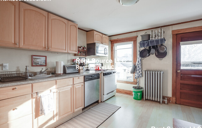 60 POWDERHOUSE BLVD
