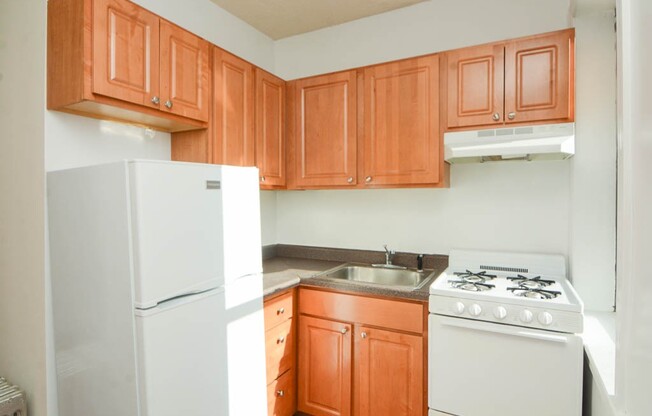 1742 Humboldt Blvd.