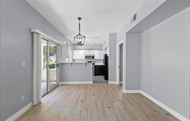 2 beds, 2 baths, $1,650, Unit UNIT 101