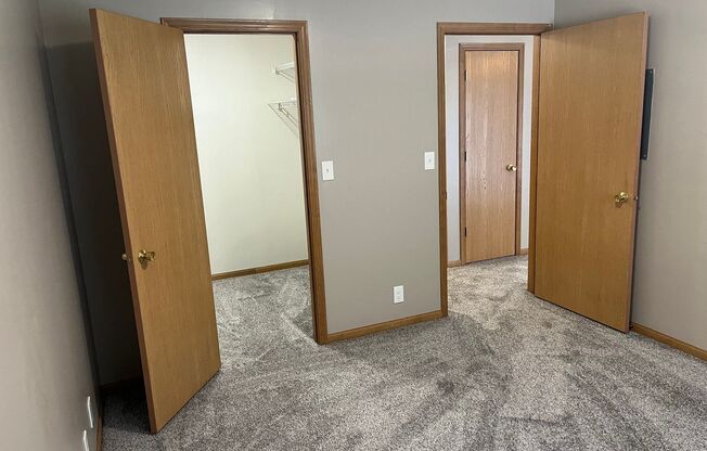 1 bed, 1 bath, 772 sqft, $1,039, Unit 1-310