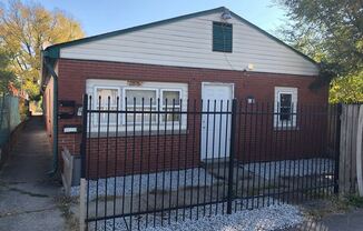 1005 N Pershing Ave, Unit #4