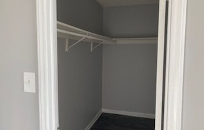 1 bed, 1 bath, 635 sqft, $1,095, Unit 2529