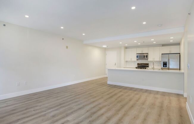 2 beds, 1 bath, 970 sqft, $2,795, Unit 302