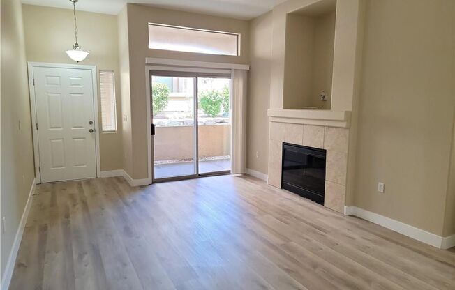 GORGEOUS SW 1st FLOOR UNIT IN GATED COMMUNITY!!
