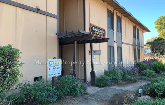 2 beds, 1 bath, 1,096 sqft, $2,395