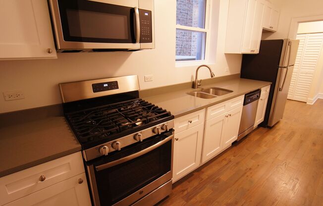 3533 Fullerton LLC