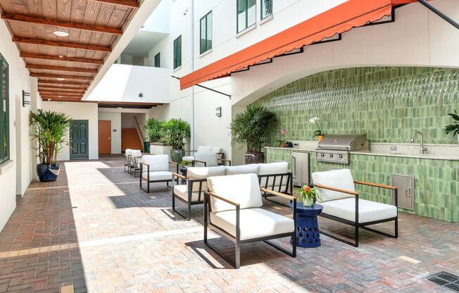 Experience Modern Luxury at Smith & Main: Premier Living in Downtown Winter Garden