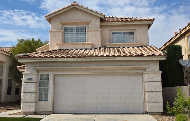 Move-In Ready Home with Pool, Spa, and Spacious Layout in Green Valley area