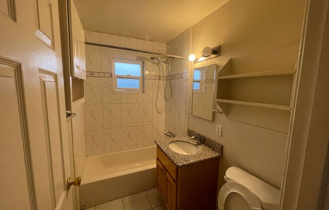 1 bed, 1 bath, $1,900