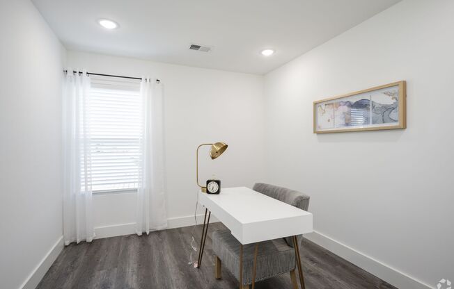 3 beds, 2.5 baths, 1,366 sqft, $1,399, Unit 1337