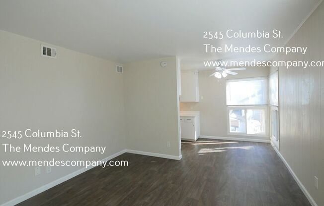 2545 COLUMBIA ST