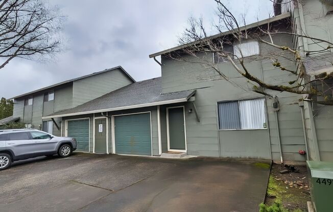 Royal Crest Townhomes