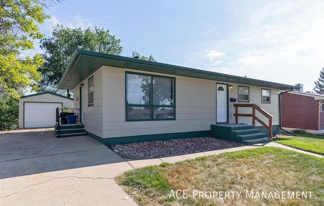 4586 WENTWORTH DR