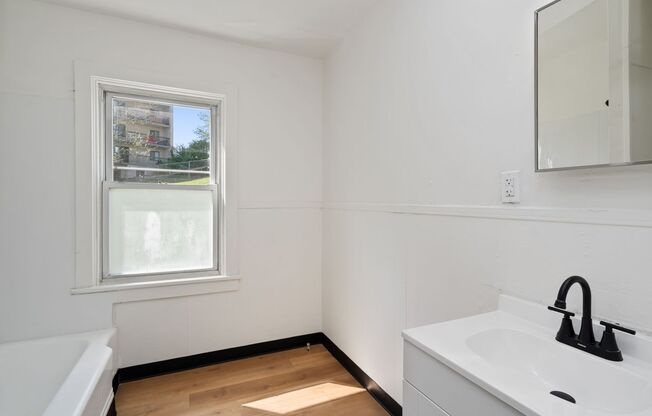 348-350 Wyoming Street