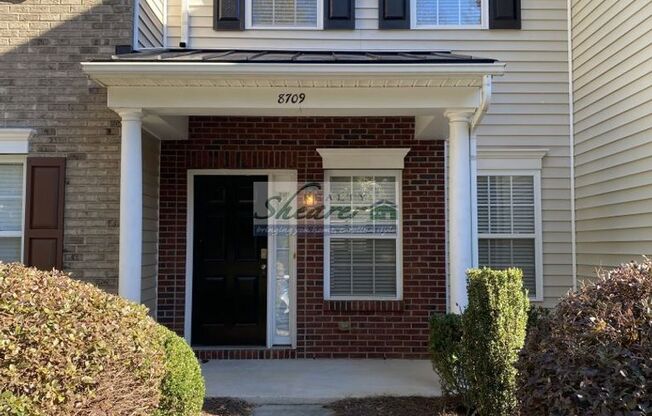 2 Bed, 2.5 Bath Townhome in East Charlotte