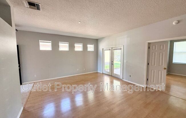112 PEREGRINE CT