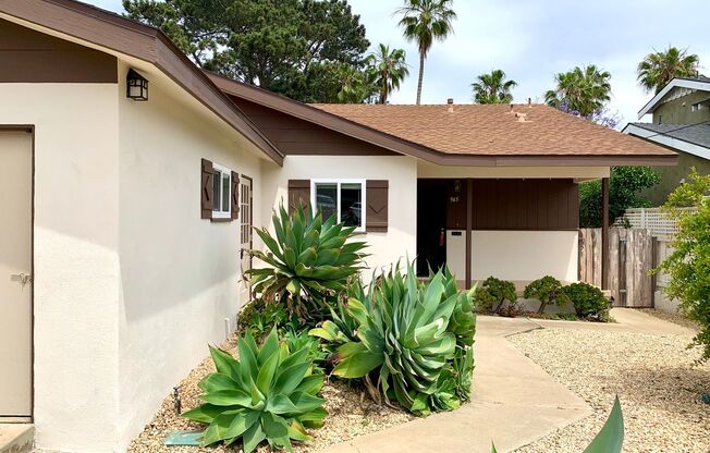 BEAUTIFUL 3BD/1.5BA POINT LOMA SINGLE FAMILY HOME! $4295/mo