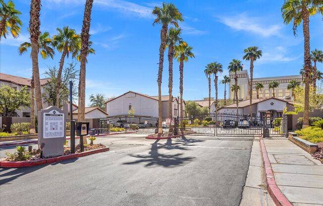 3 beds, 2 baths, $1,550, Unit # 2047