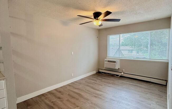 2 beds, 1 bath, 588 sqft, $1,095, Unit Unit 310