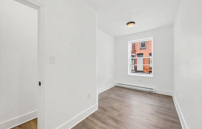 2BR/3BA House | Kensington