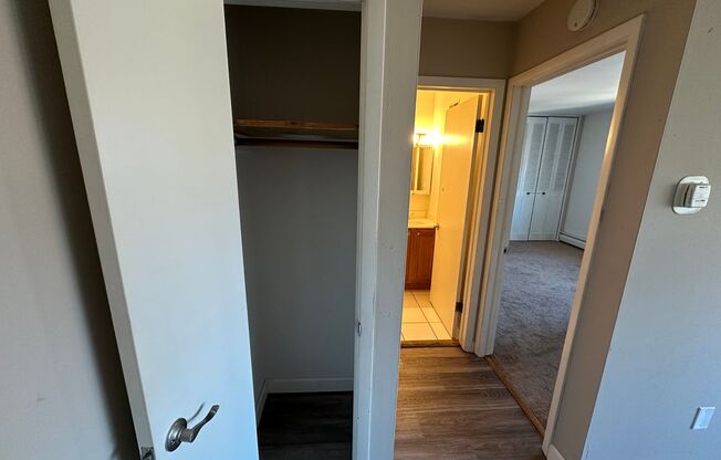 1 bed, 1 bath, $1,195, Unit 305
