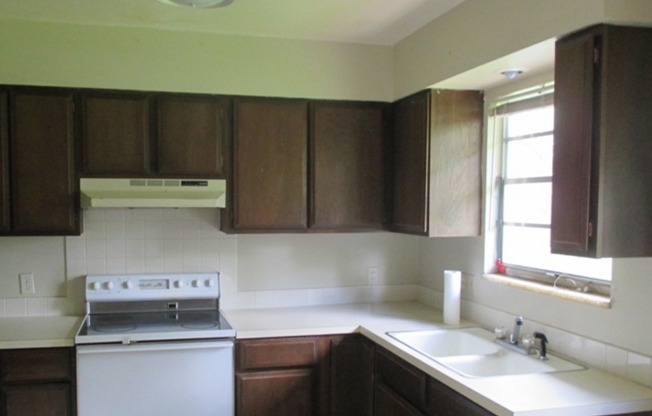 3 bed, 1.5 bath duplex in Fort Collins