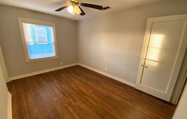 3 beds, 1 bath, $1,050