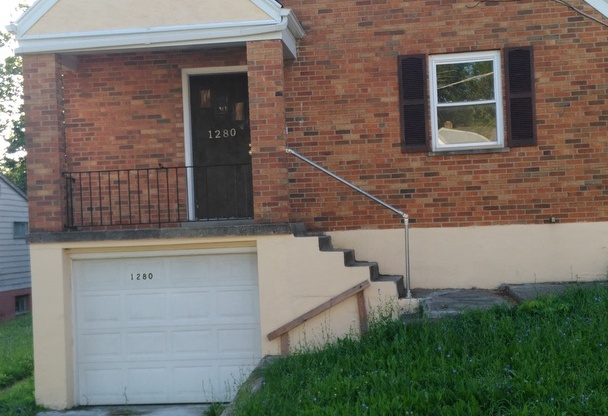 Great 3 bed, 2 bath home in Price Hill