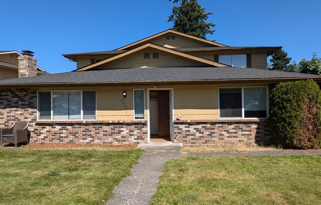 Rambler Townhome in Everett